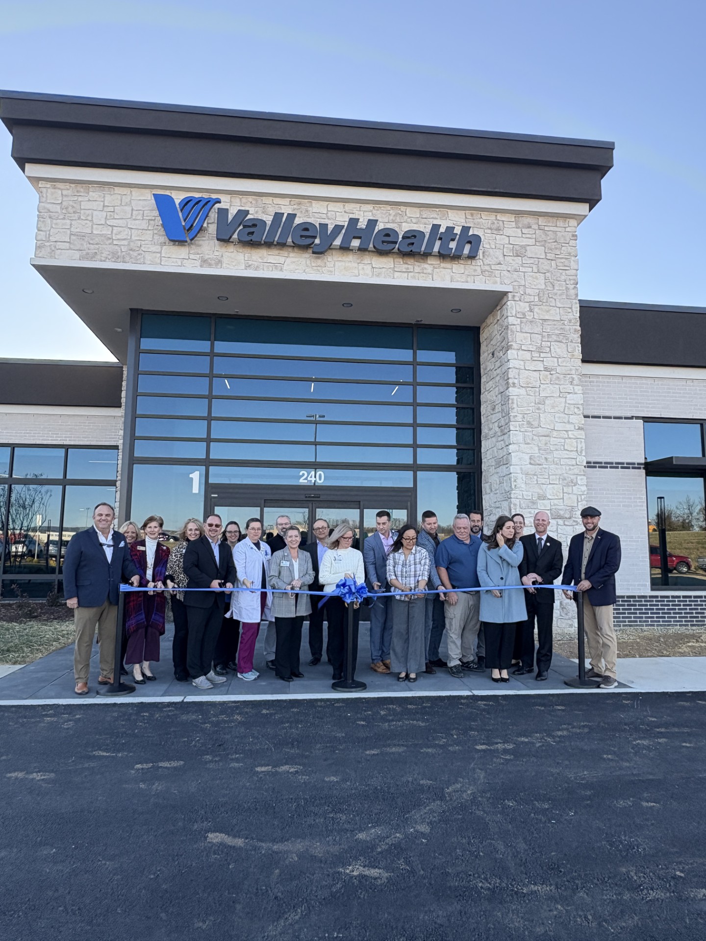 JEFFERSON COUNTY CELEBRATES OPENING OF VALLEY HEALTH URGENT CARE IN RANSON, WEST VIRGINIA